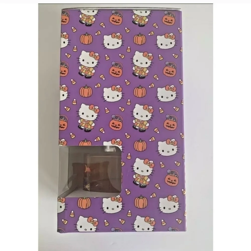 💛▪️Hello Kitty ▪️Halloween Witch Kitty on Broom Peppermint Square Reed Diffuser